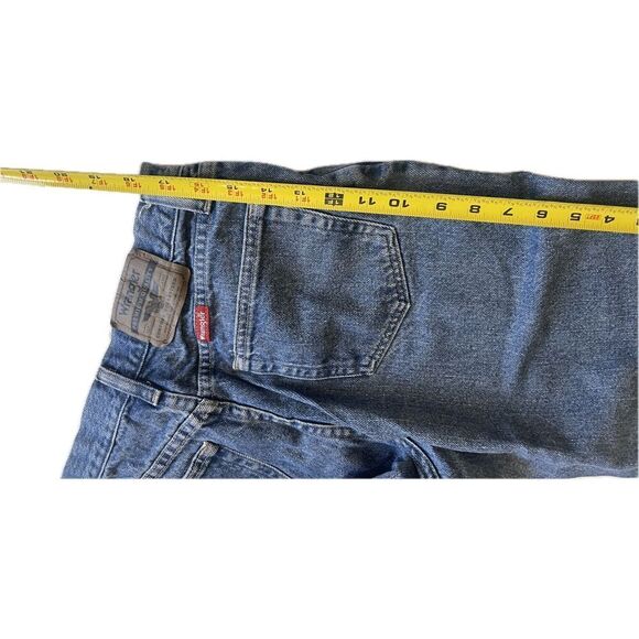 Wrangler Relaxed Fit Jean Shorts Size 30 Work Wear - Picture 5 of 5